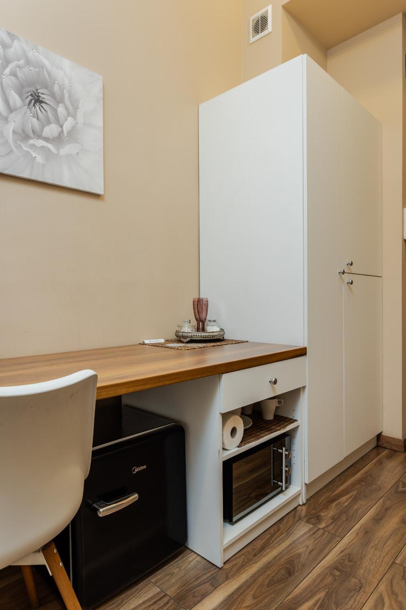 Functional And Comfortable Very Berry Studios In Poznan By Noclegi Renters Eksteriør bilde