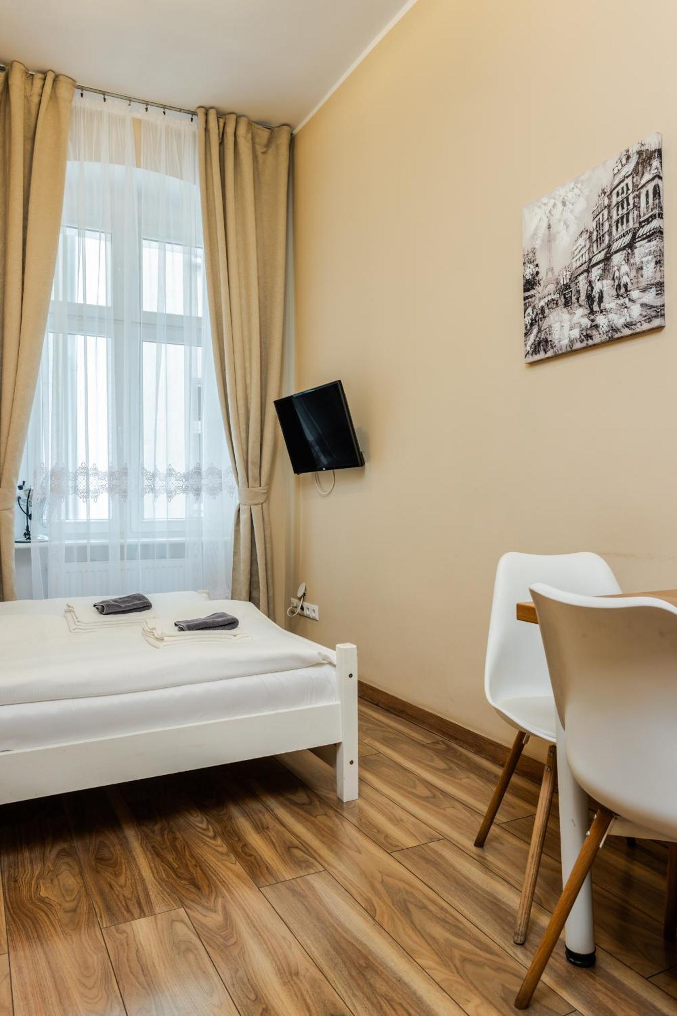 Functional And Comfortable Very Berry Studios In Poznan By Noclegi Renters Eksteriør bilde