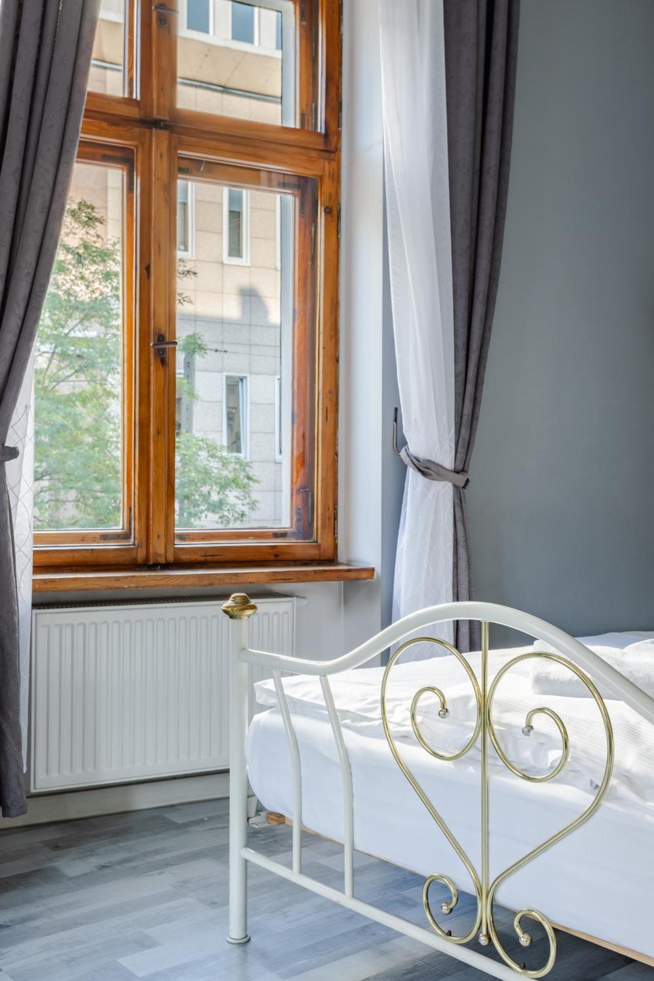 Functional And Comfortable Very Berry Studios In Poznan By Noclegi Renters Eksteriør bilde