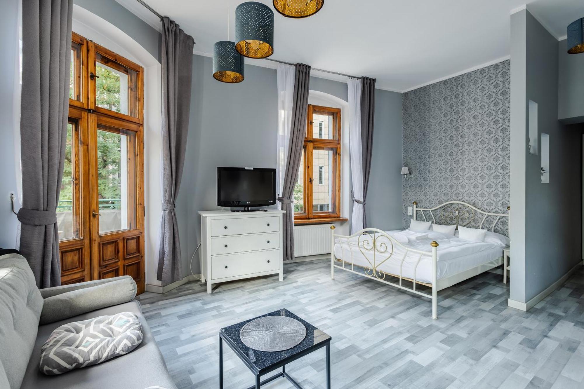 Functional And Comfortable Very Berry Studios In Poznan By Noclegi Renters Eksteriør bilde