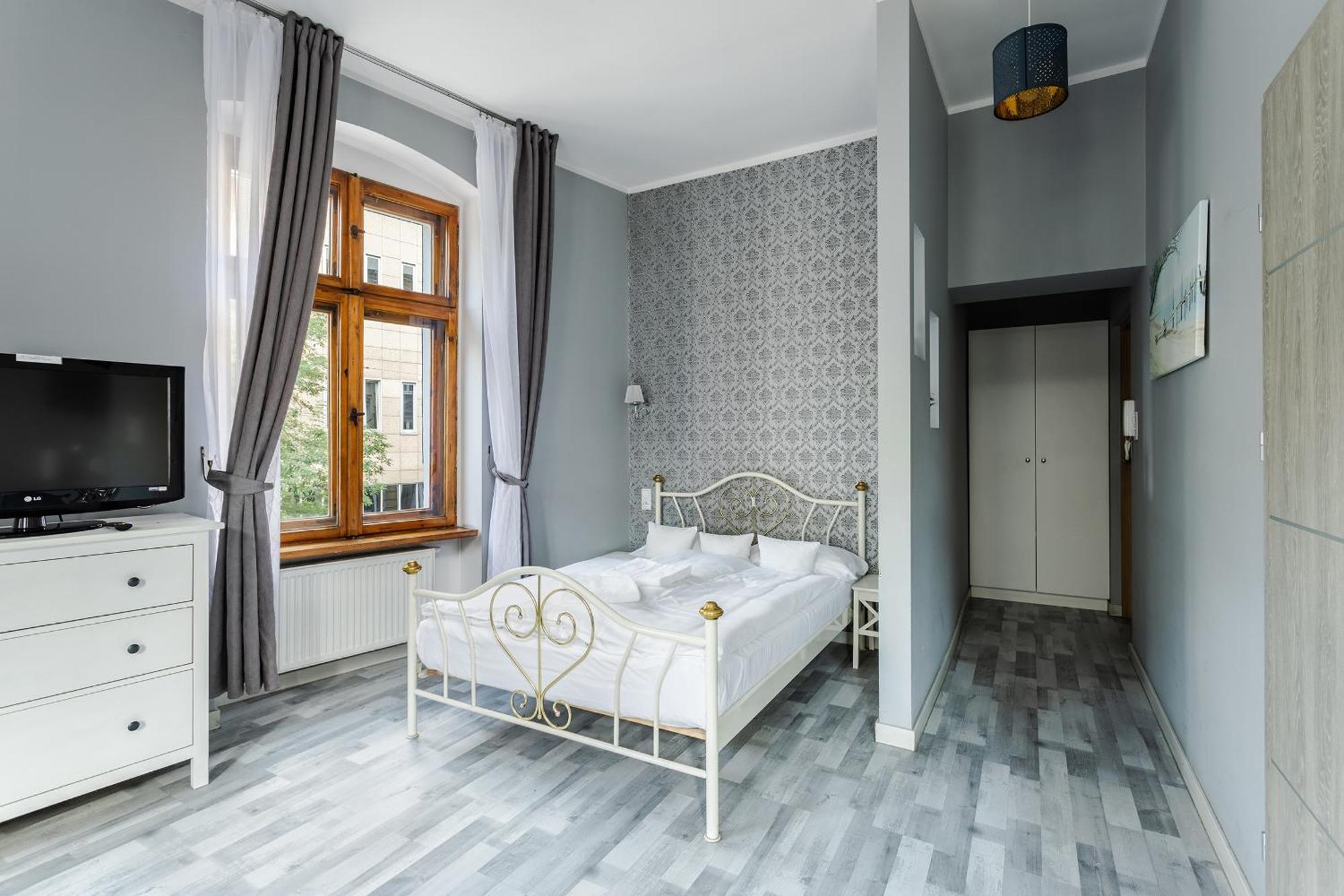 Functional And Comfortable Very Berry Studios In Poznan By Noclegi Renters Eksteriør bilde