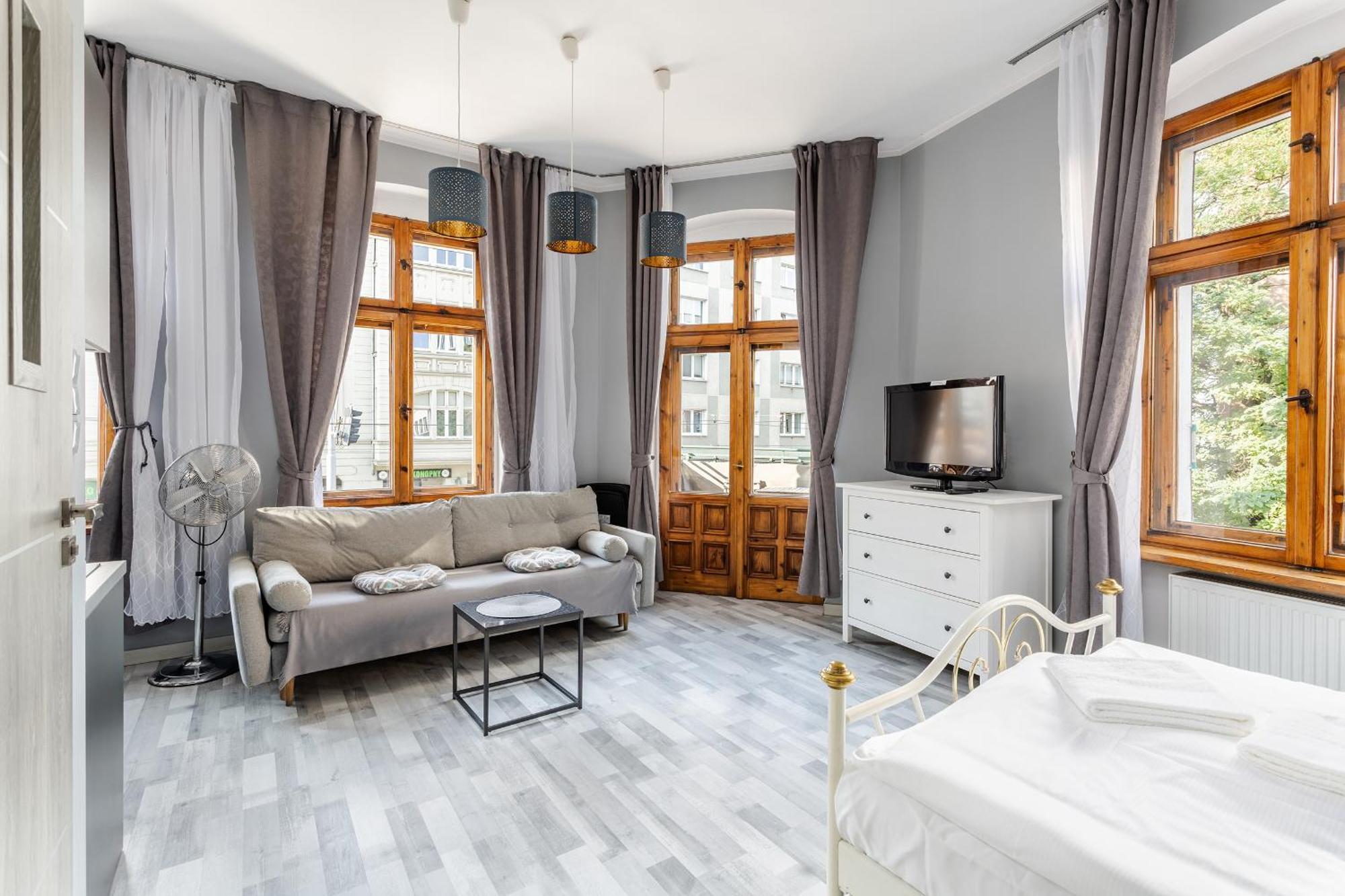 Functional And Comfortable Very Berry Studios In Poznan By Noclegi Renters Eksteriør bilde